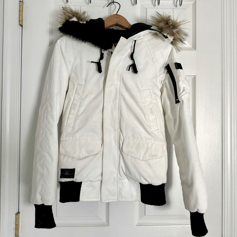 TNA Duck-Down Water-Repellent Short Winter Sports Coat - XS Black/White